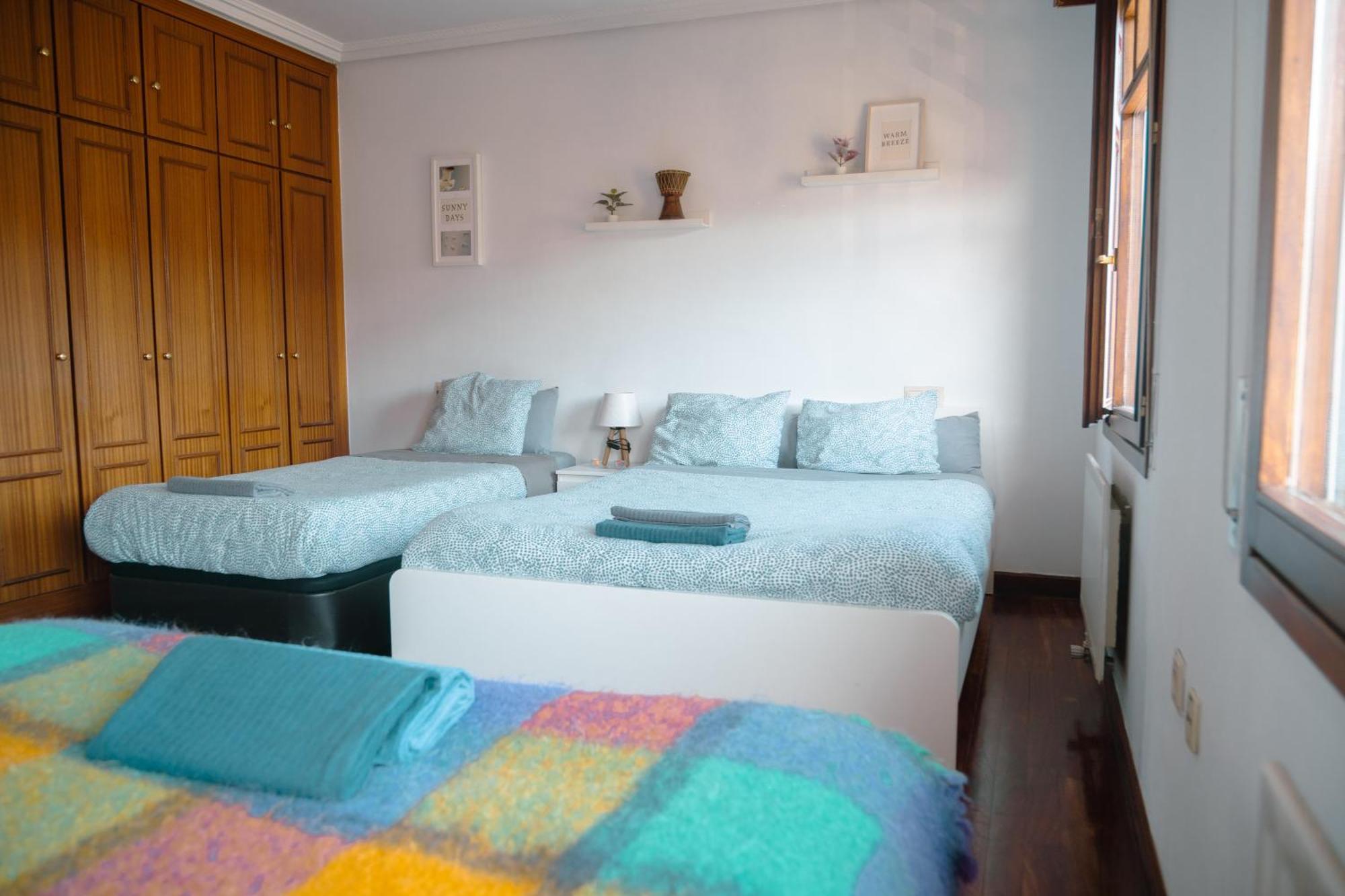 Chalet Bilbao-Aeropuerto Sondika Bilik gambar