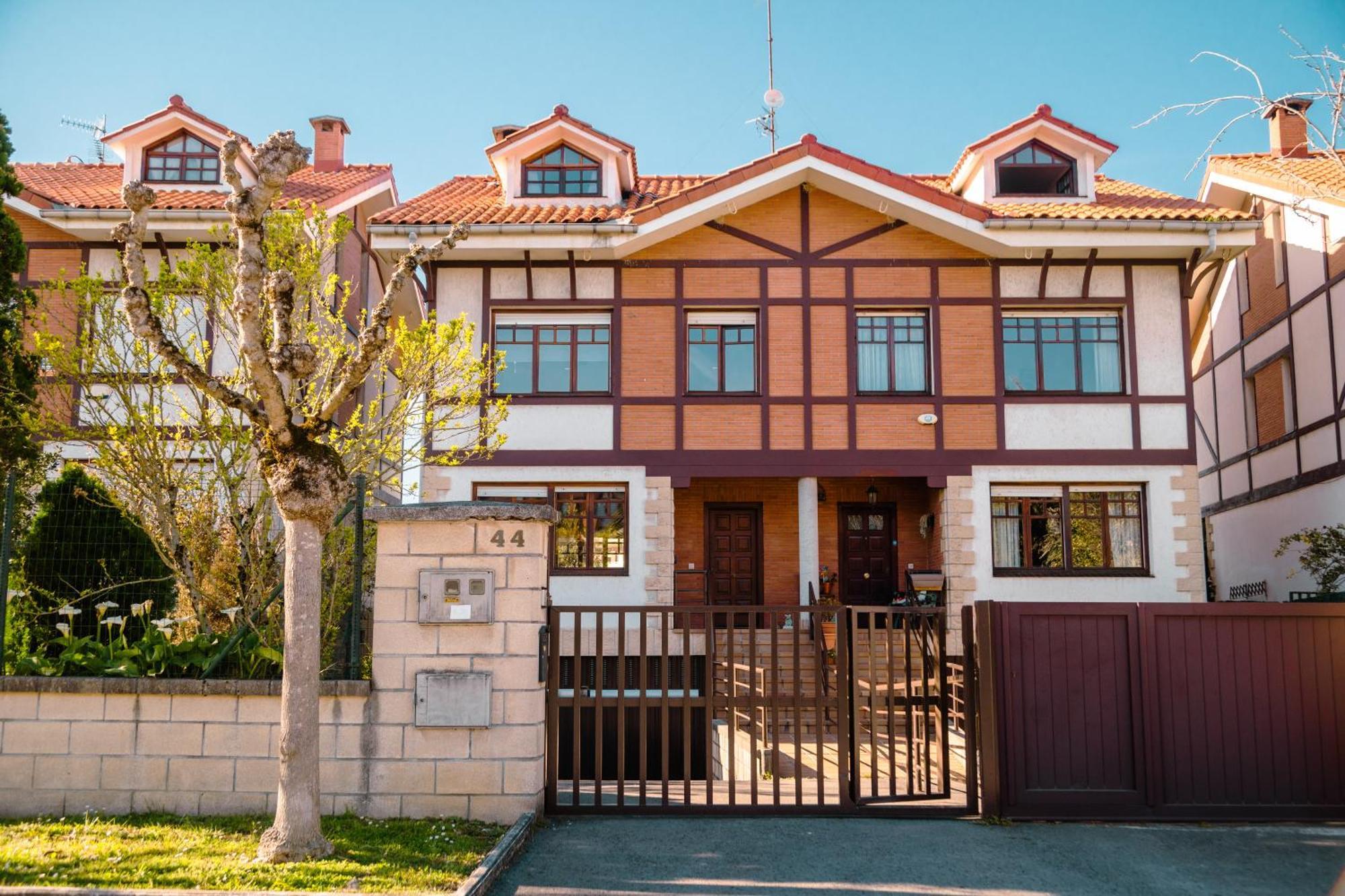 Chalet Bilbao-Aeropuerto Sondika Luaran gambar